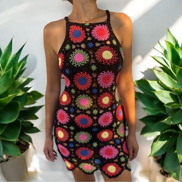 H&M + CHOACHELLA Women’s Rainbow Crochet Dress in the Size 6 in Multi Color - Picture 4 of 14